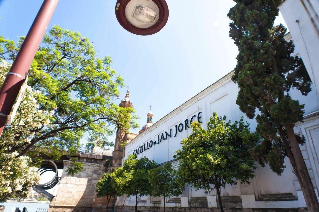 Triana Alfareria By Valcambre Seville