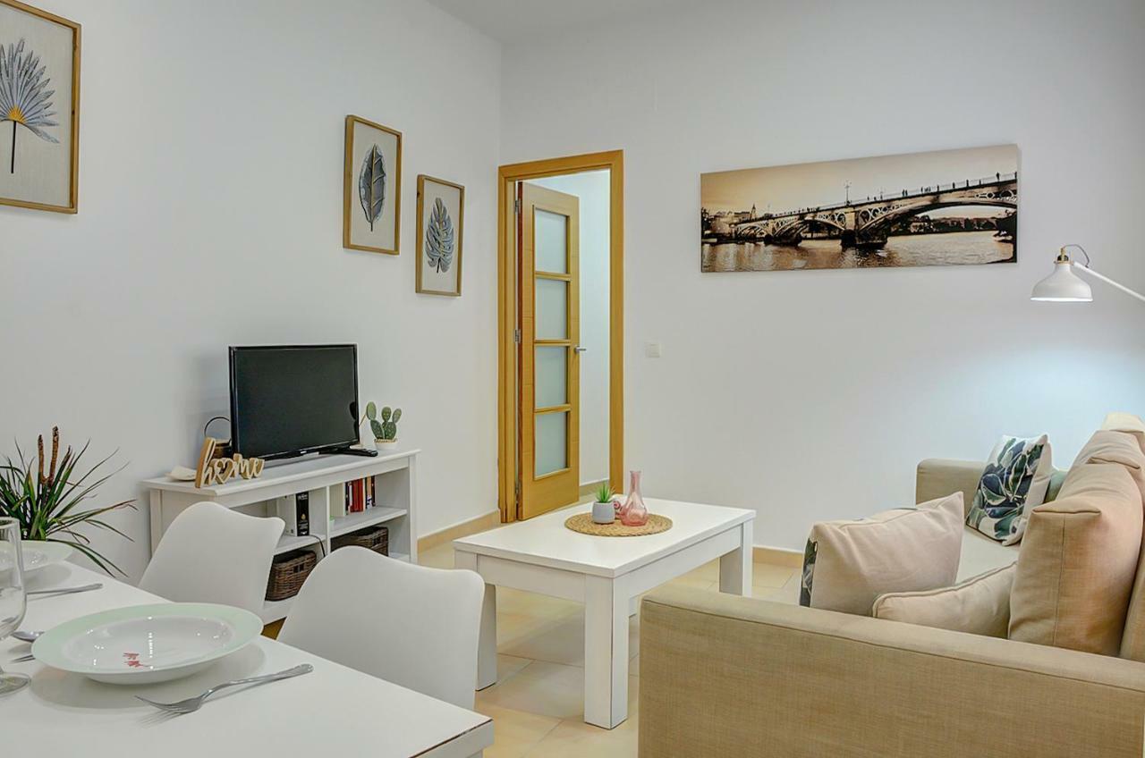 San Julian Apartment *