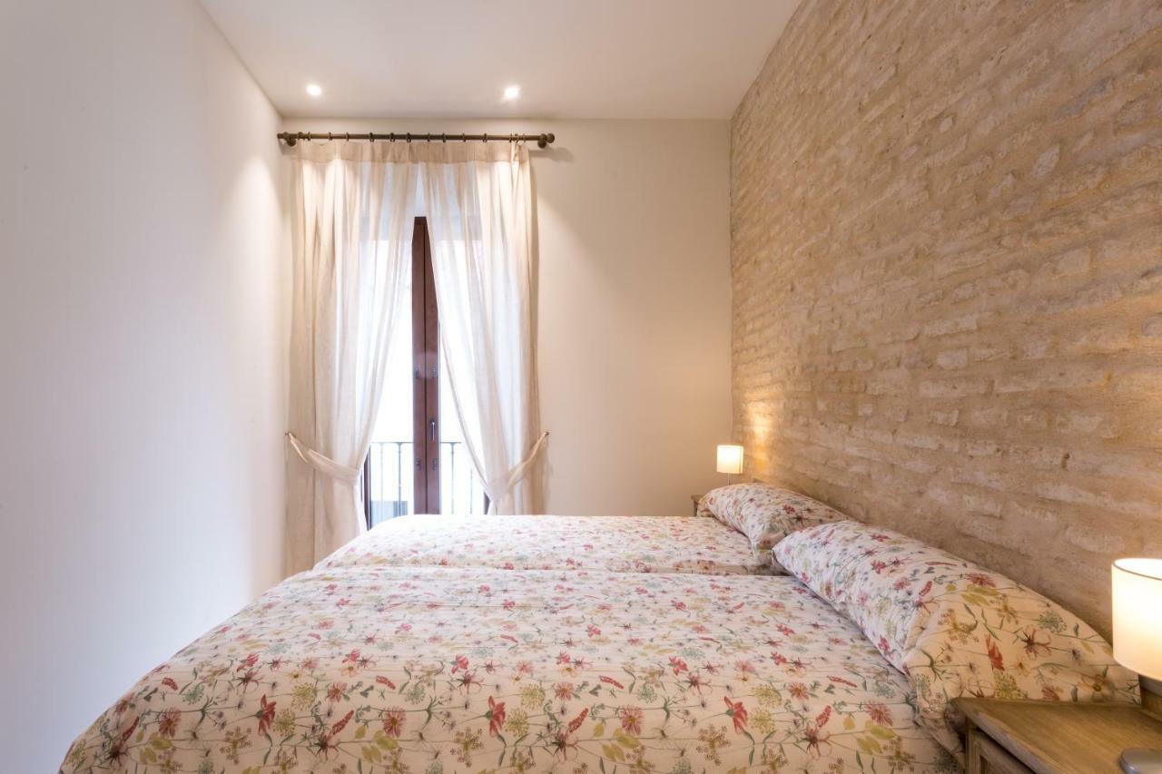 Lanza Apartment