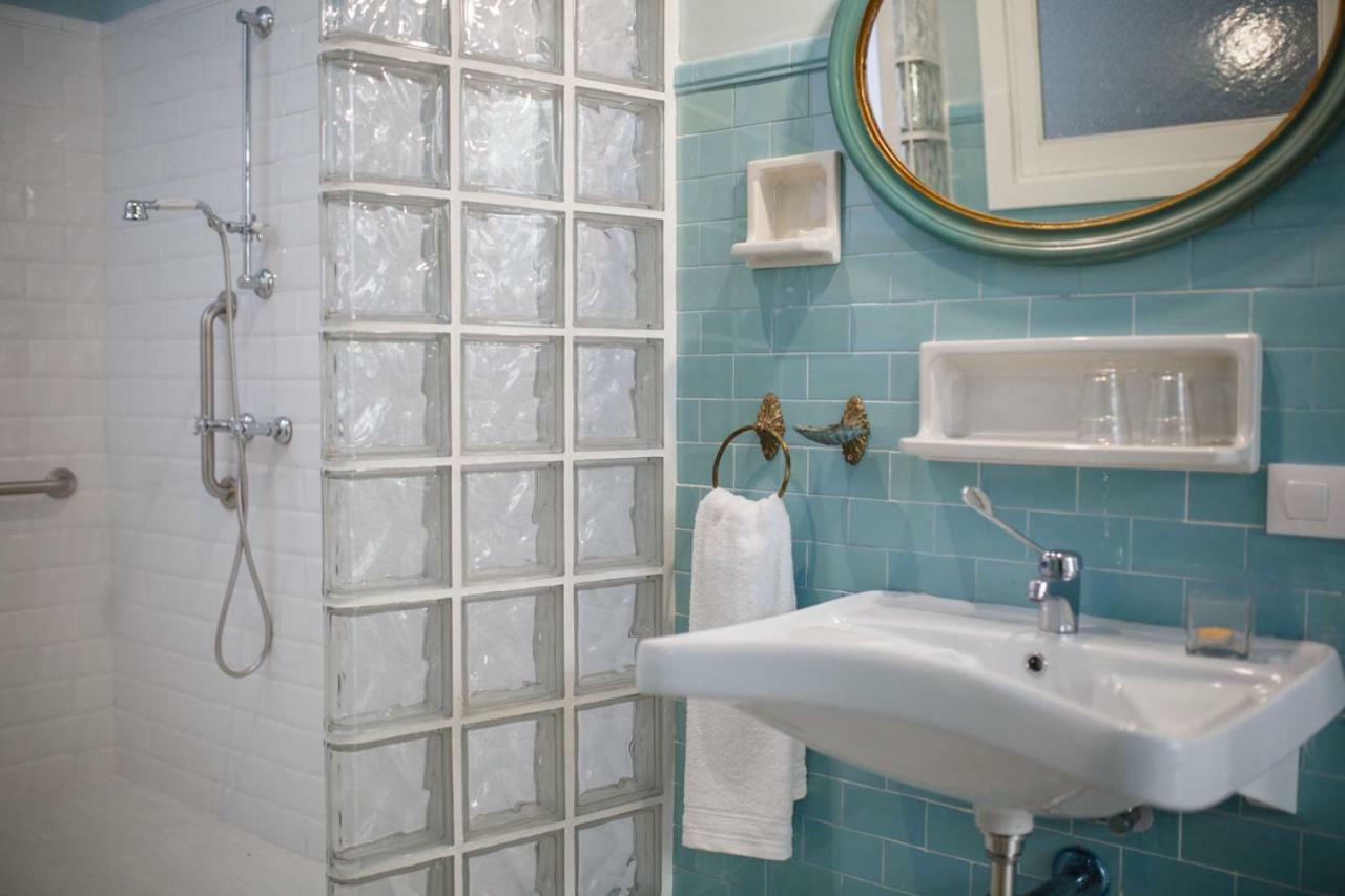 Aparthotel Machado Seville