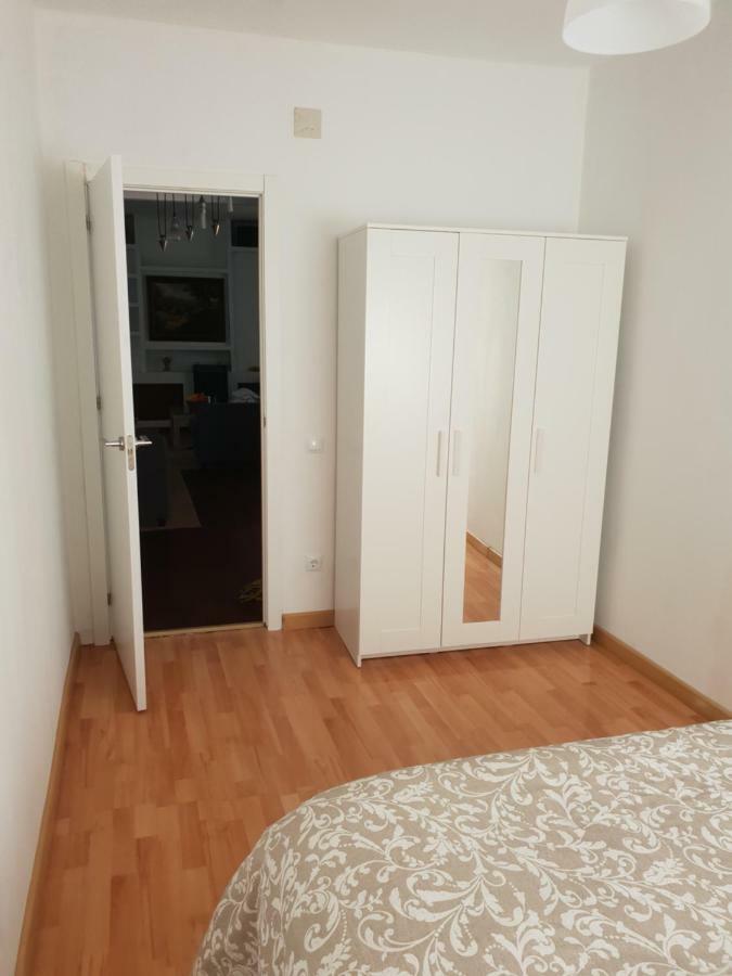 Atico En Triana Con Terraza 36m2 Y Jacuzzi * Seville