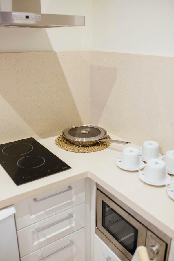O&L Byron Suites Seville