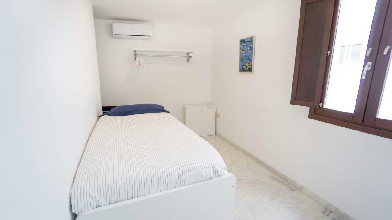 Rentalsevilla Espacioso Dúplex En La Puerta Real * Sevilla
