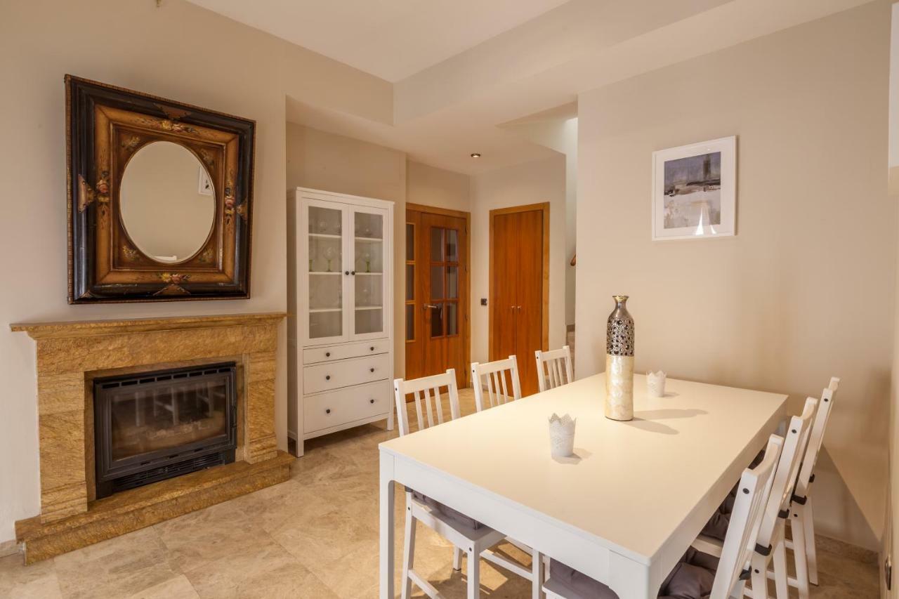 Atico De Lujo En Aguilas Apartment Seville