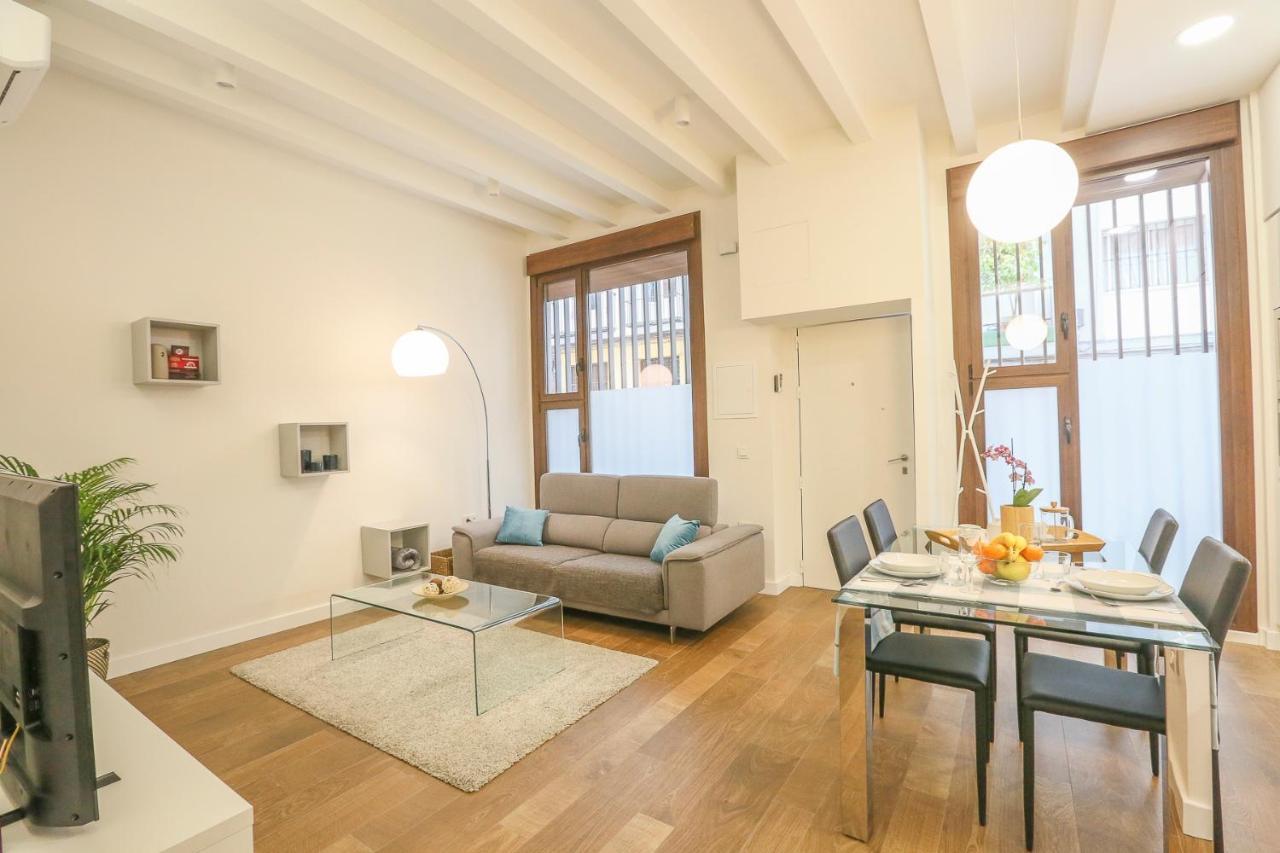 T&l Triana Loft - Just Like At Apartment