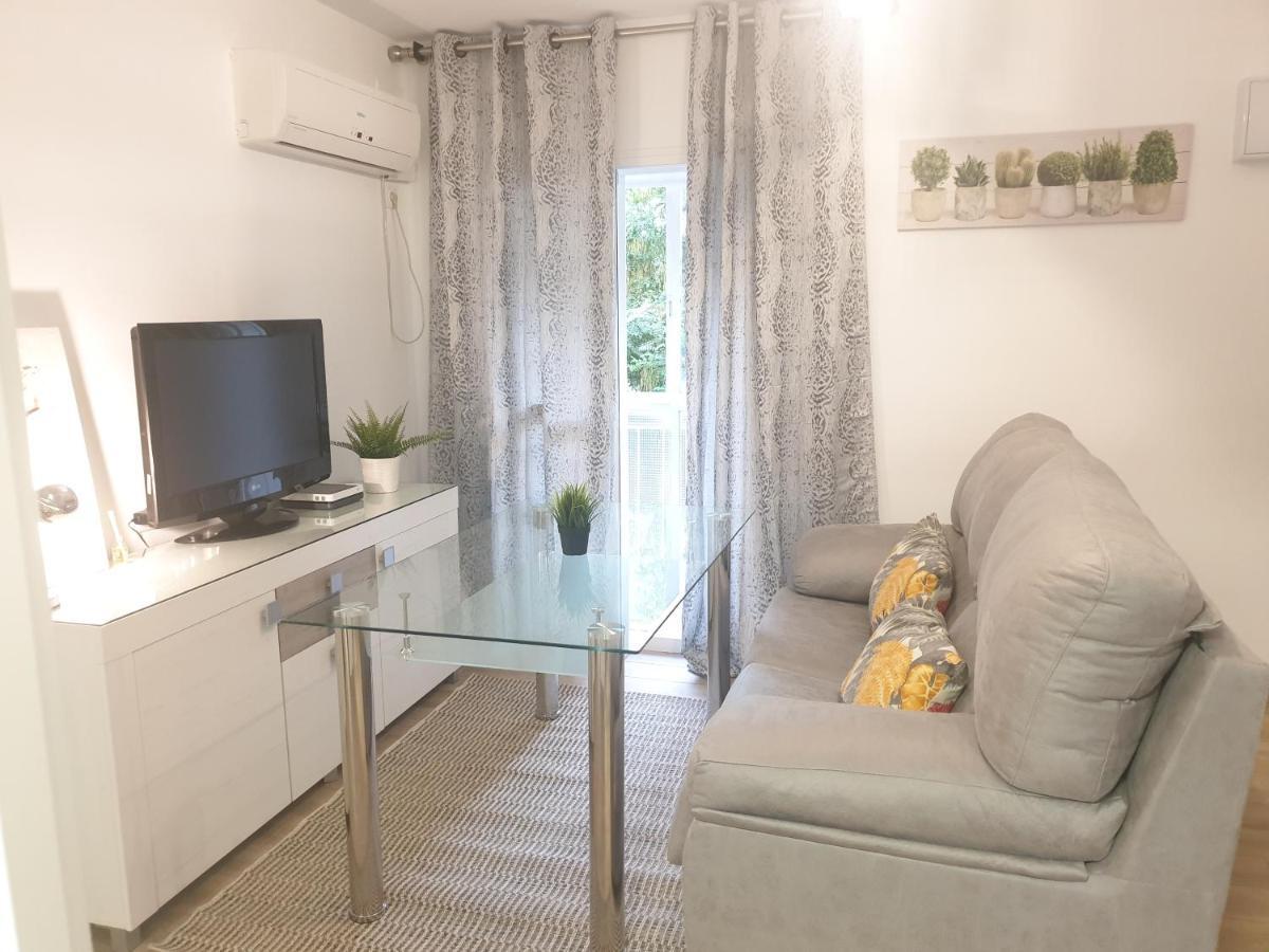 Doña Lola House *
