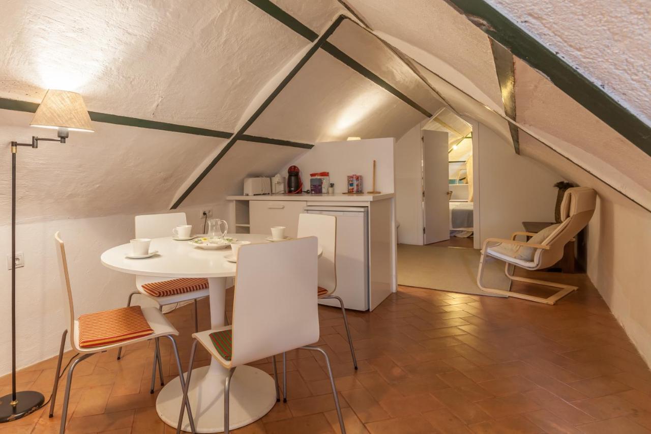 Elvira, Exclusive Pool And Gardens In The Heart Of Villa
