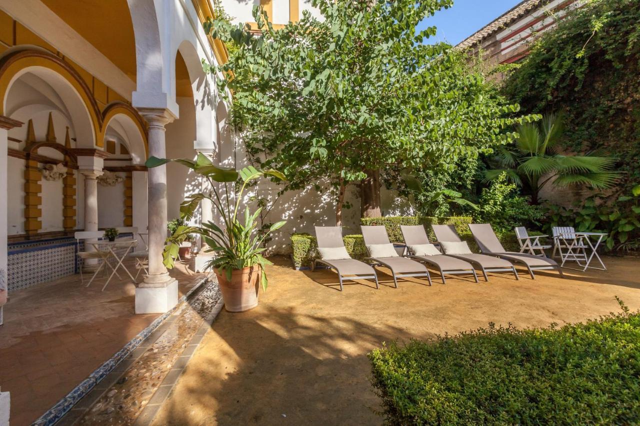 Villa Elvira, Exclusive Pool And Gardens In The Heart Of