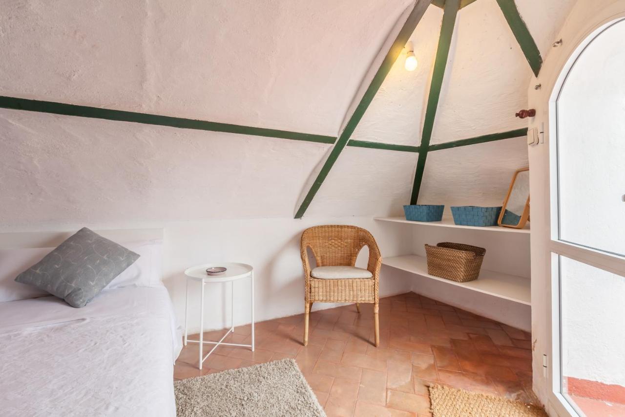 Elvira, Exclusive Pool And Gardens In The Heart Of