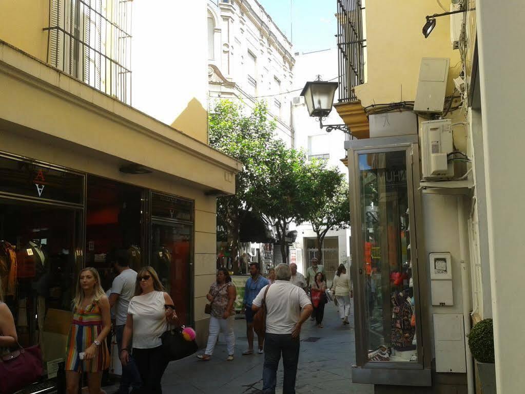 Angeles Seville