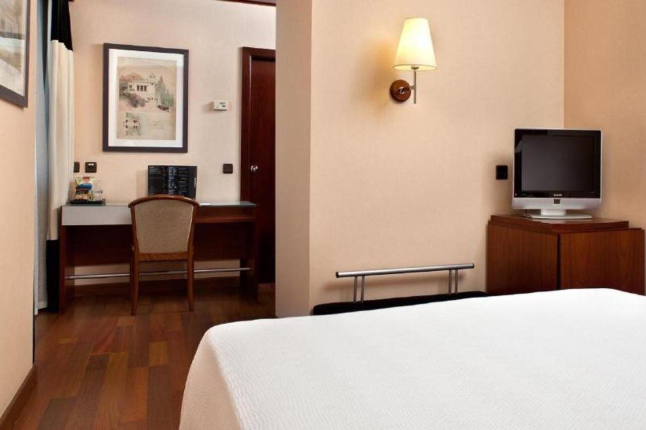 Hotel Occidental Viapol Seville