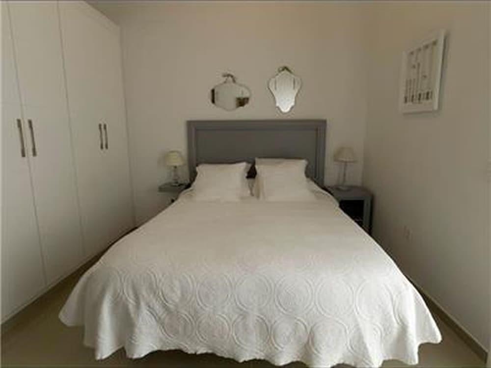 - Plaza Nueva Apartment