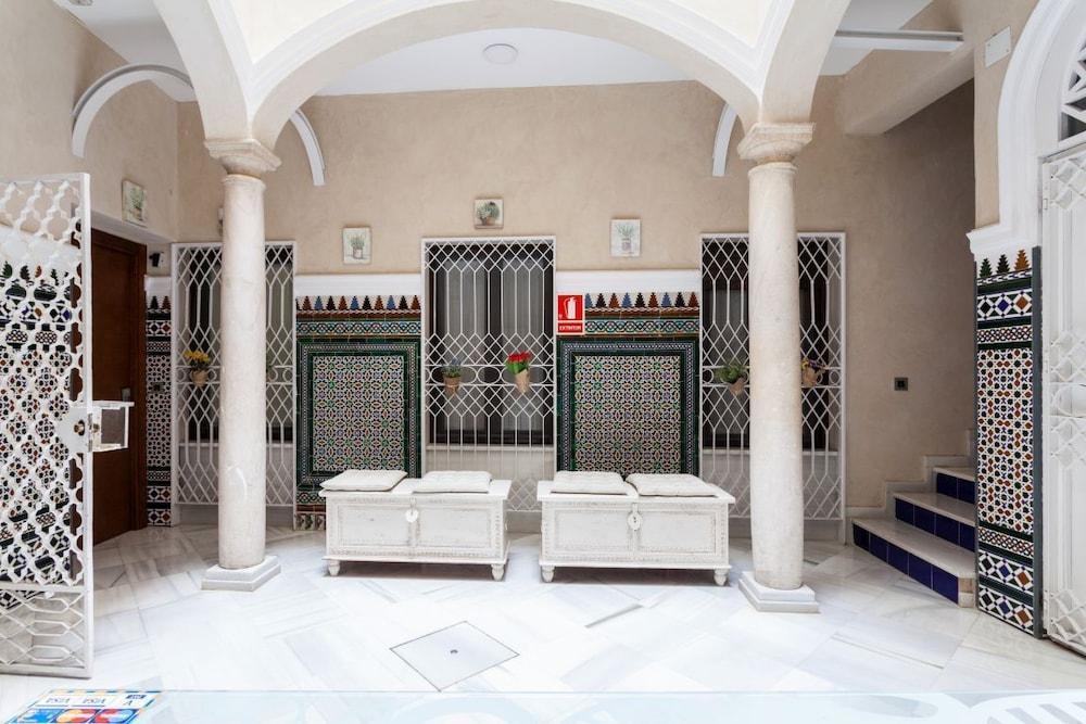 Apartment - Plaza Nueva