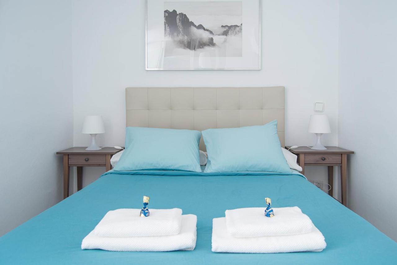 Apartment Riverside In Triana Seville