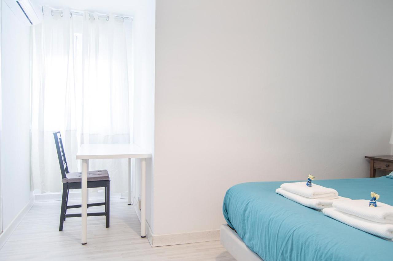 Apartment Riverside In Triana Seville