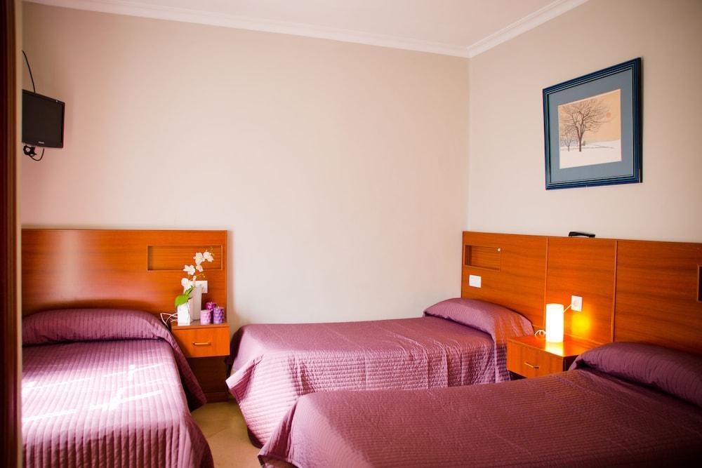 La Muralla Guest house Seville