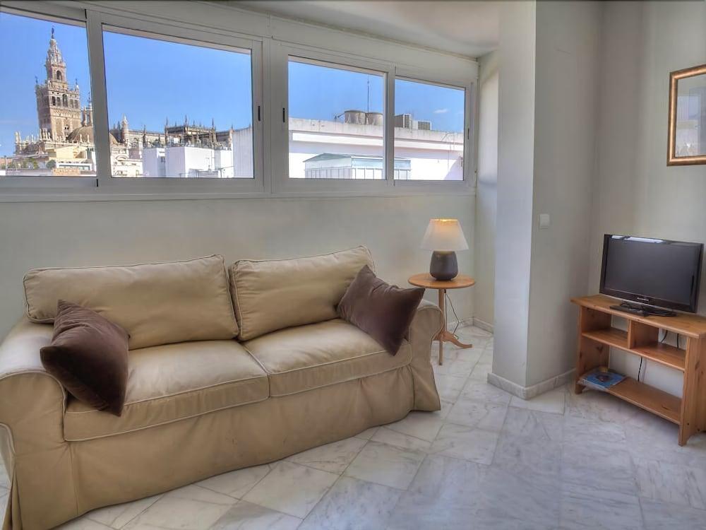 Apartment Reservaloen Mariano De Cavia *