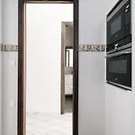 Apartamento Con Solera En El Corazon De Triana