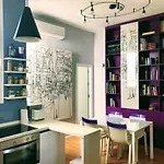 Central Apartment In Seville