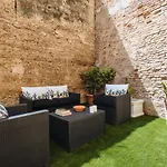 Sol Suite Apartment With Garden