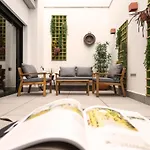Apartamentos Bajeles Sevilla Urban