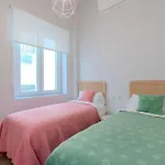 T74 Torneo Bright Family Apartment