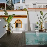 Lujoso Apartamento Con Piscina Compartida 2