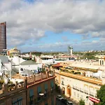 Casa Mora Triana