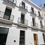 Triana Alfareria Suites