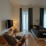 White Suite Alameda