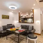 Divina Pastora Apartment