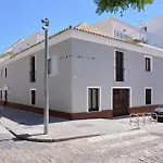 Casa Pizarro, By Homing U