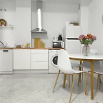 Apartamento Acogedor - Piscina - Parking