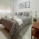 Apartamento Acogedor - Piscina - Parking