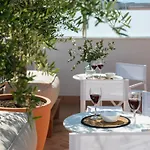Magno Apartments Gallos