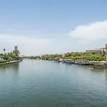 Apartamento Aires De Triana Riverside