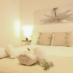 Deluxe Apartment San Julian With Parking
