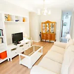 Idilico Atico En Triana-3Bd+1Bth