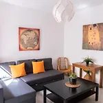 Muy Centrico Apto. En Tipico Patio Sevillano