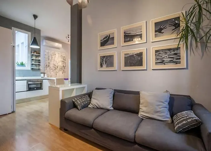 Central Apartment In Seville