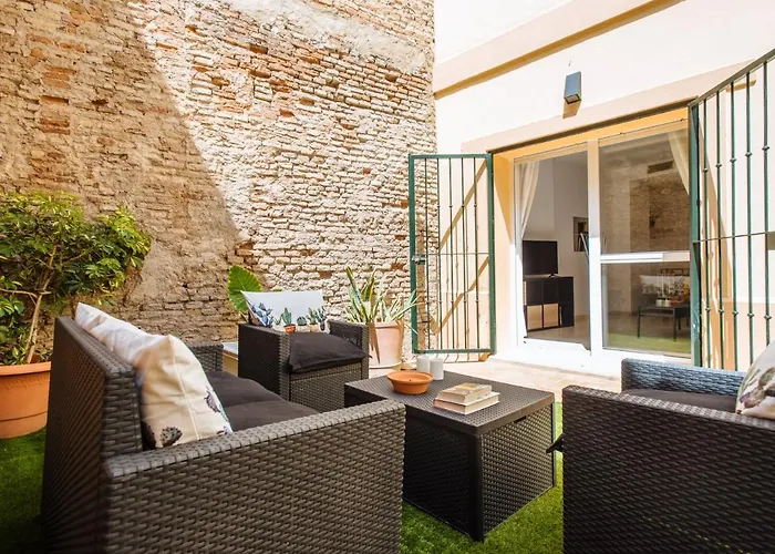 Sol Suite Apartment With Garden