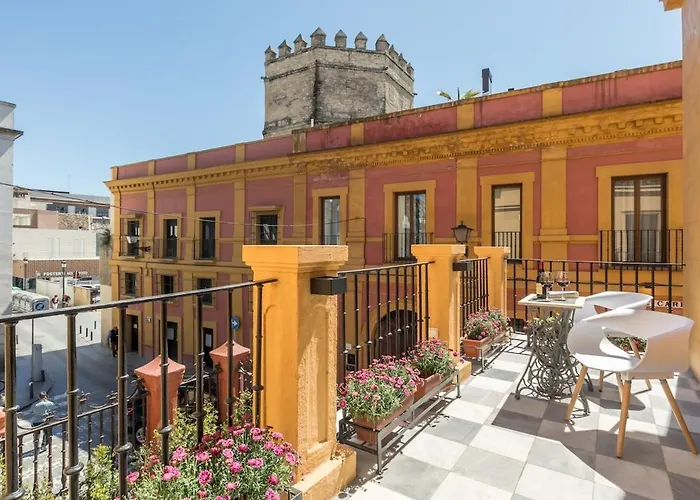 Aoa Alcazar Apartment