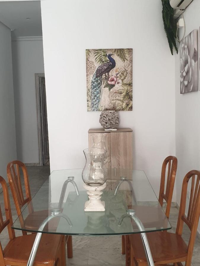 Dona Lola Corner Apartment *