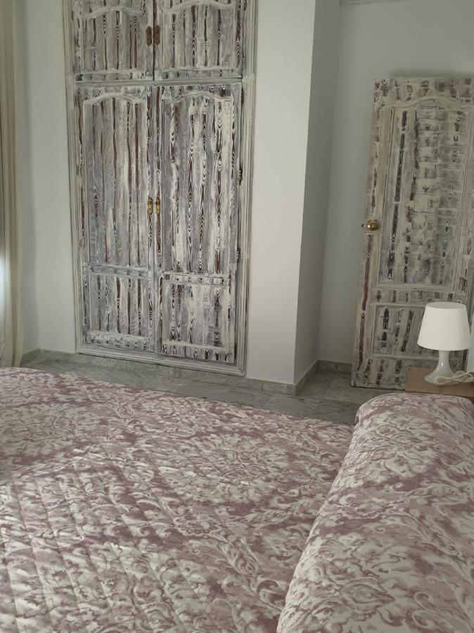 Dona Lola Corner Apartment Seville