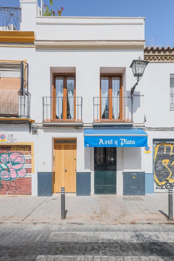 1 Plaza San Julian Centro Apartment *