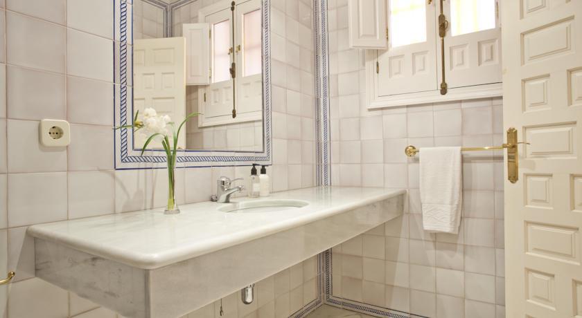 Select Casa Palacio San Jose Apartment Seville