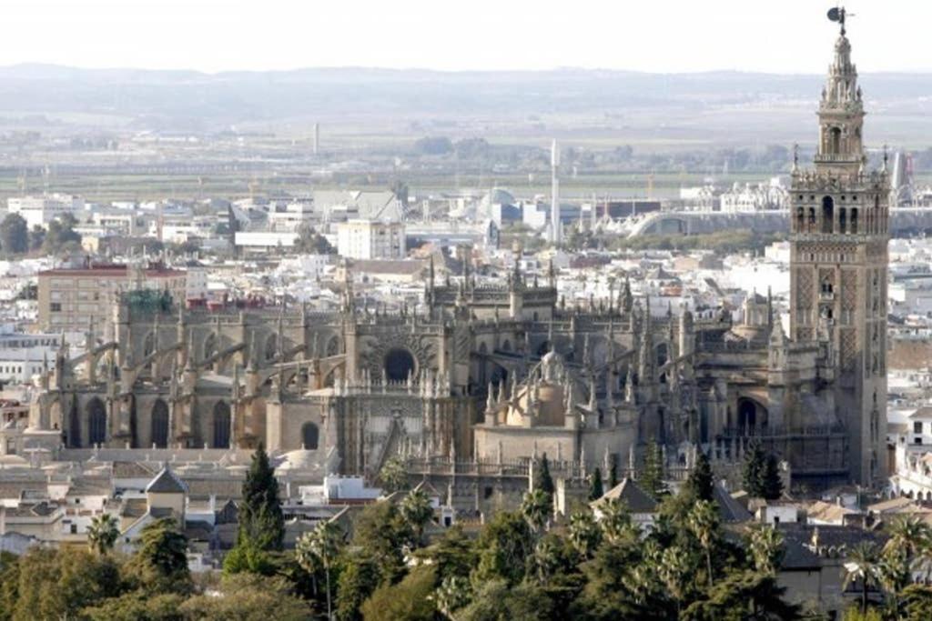 Entero De 170m2 A 1 Min De La Catedral * Seville