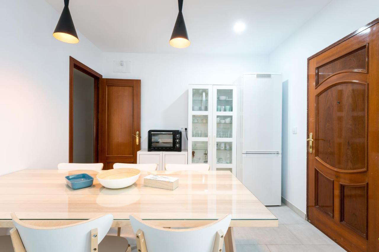 Apartment Pr Plaza De Espana Amplio Apartamento 5d 3b Aparcamiento Incluido