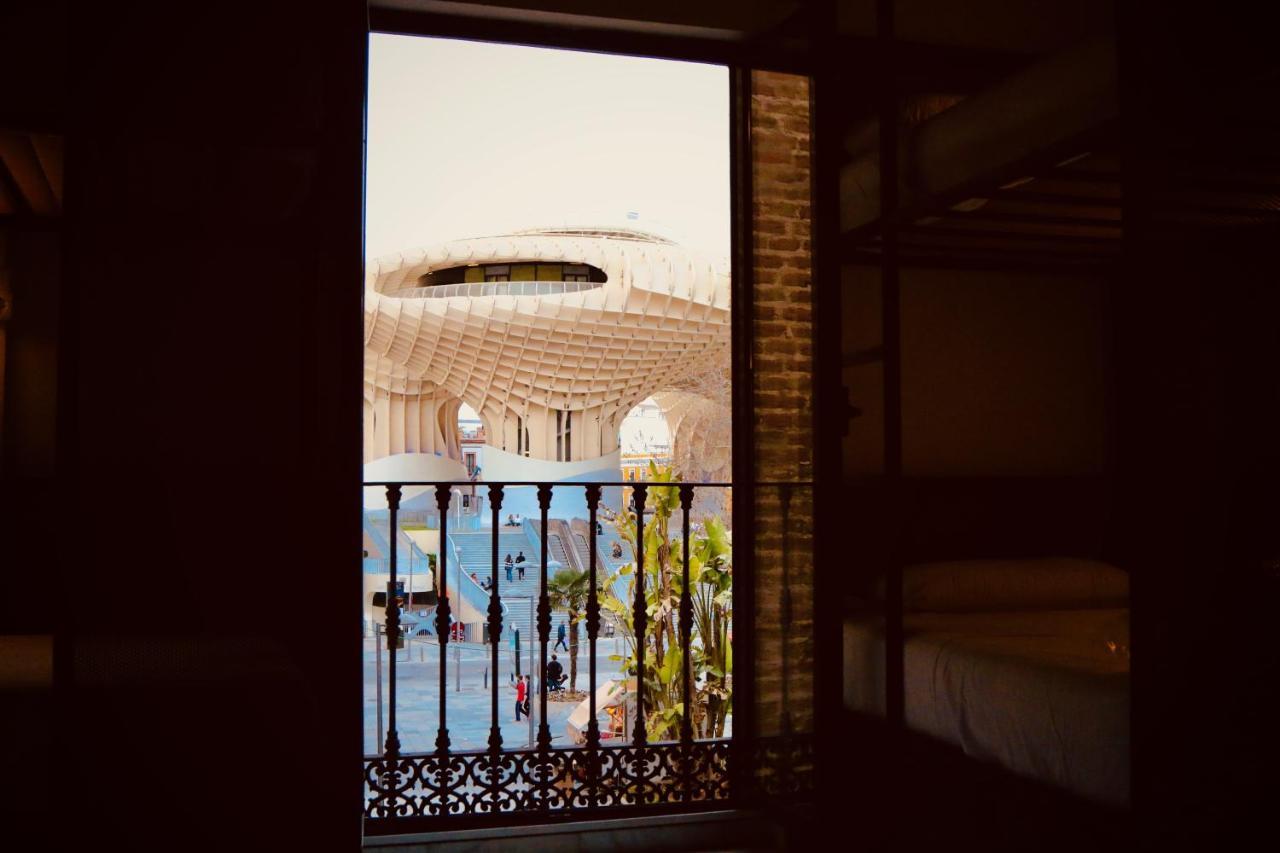 Joy Setas Coworking Hostel