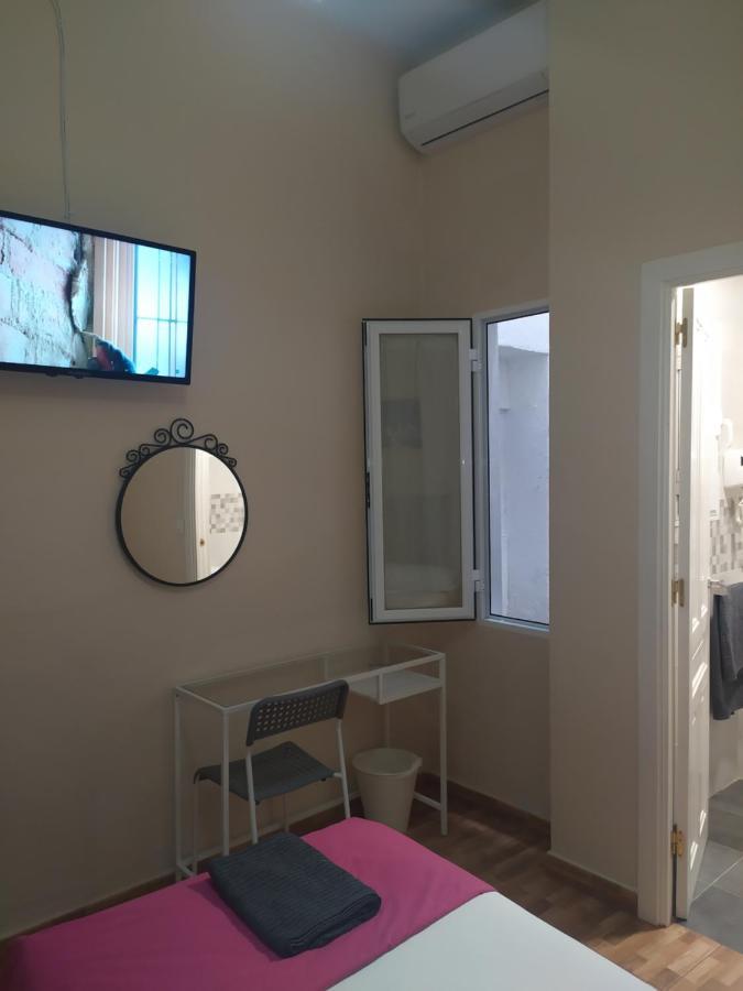 Guest house Azahar Seville